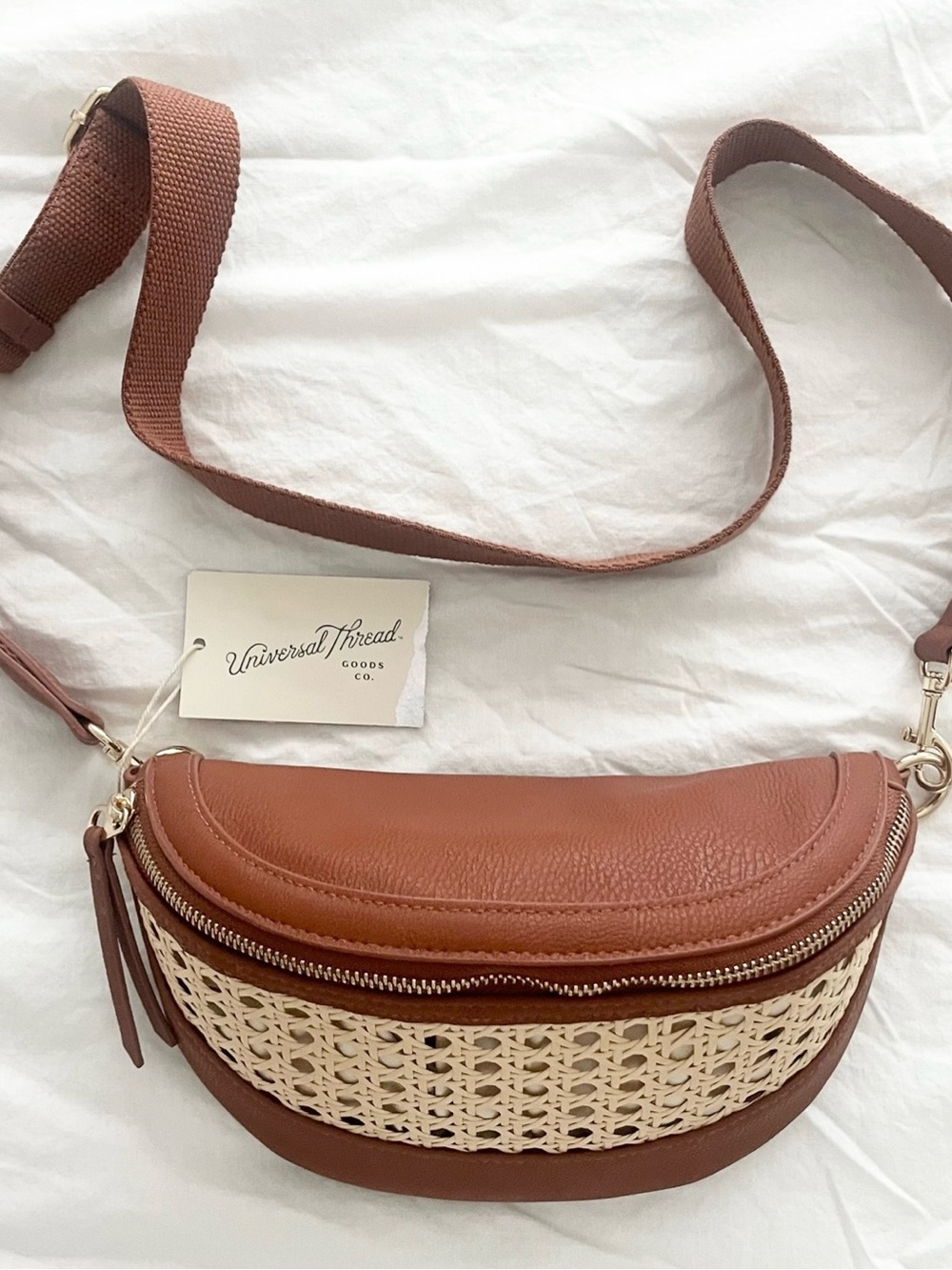 Universal Thread Brown & Cream Woven Crossbody Bag